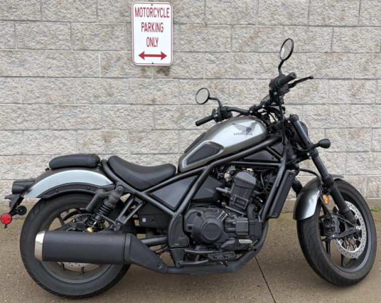 SILVER 2024 Honda REBEL 1100